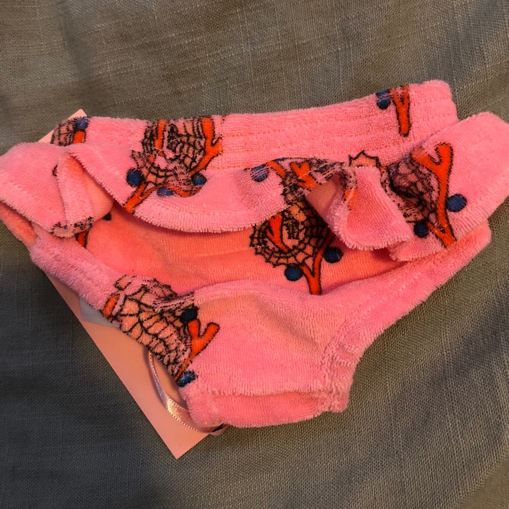 Hugo Loves Tiki seahorse bottom NWT